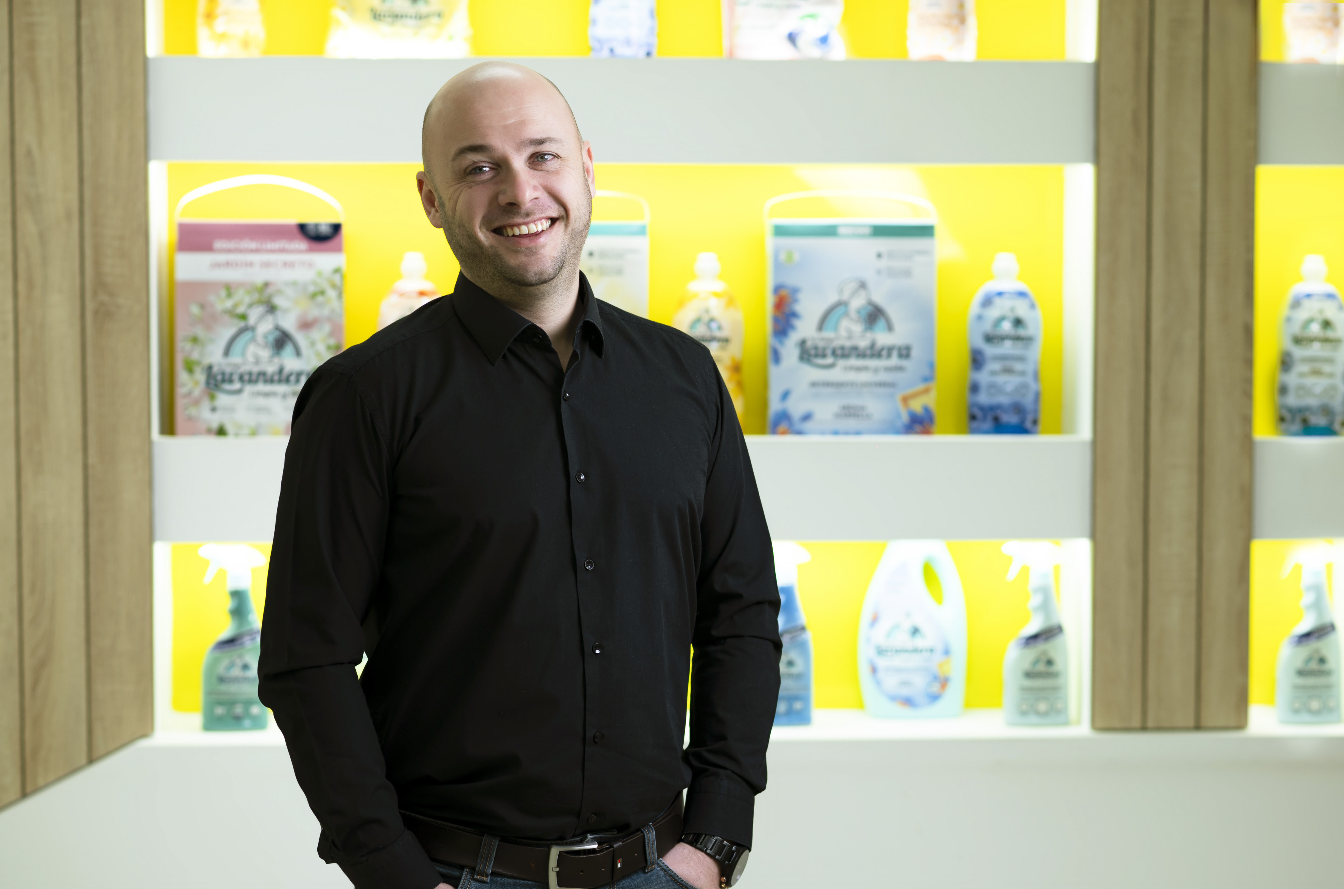 Se încinge competiția în piața detergenților: noi produse de la spaniolii de la Antigua Lavandera