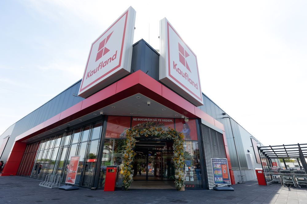 Retailerul care dublează valoarea garanției SGR: cât durează campania