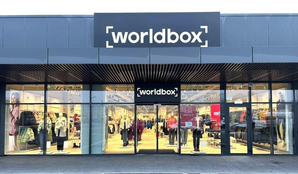 Polonezii de la CCC au inaugurat magazinul multibrand Worldbox și la Vaslui