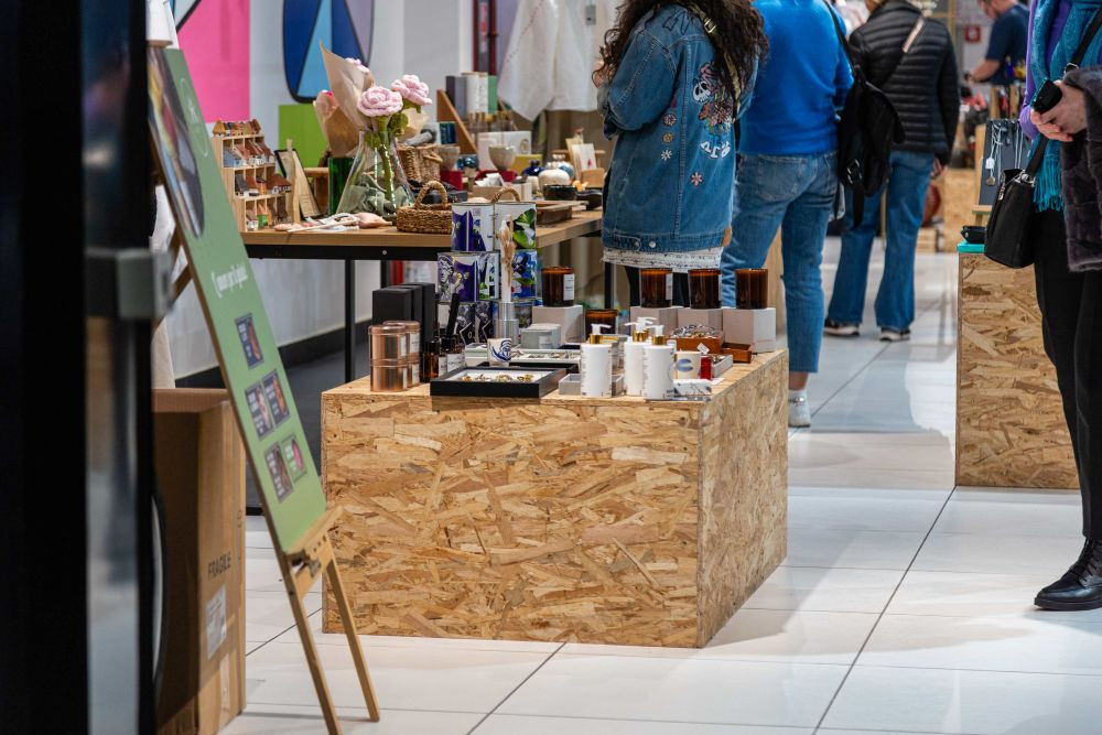 Proiectul temporar FactoryLab, magazinul cu produse românești din Promenada Mall, va fi deschis până în iunie