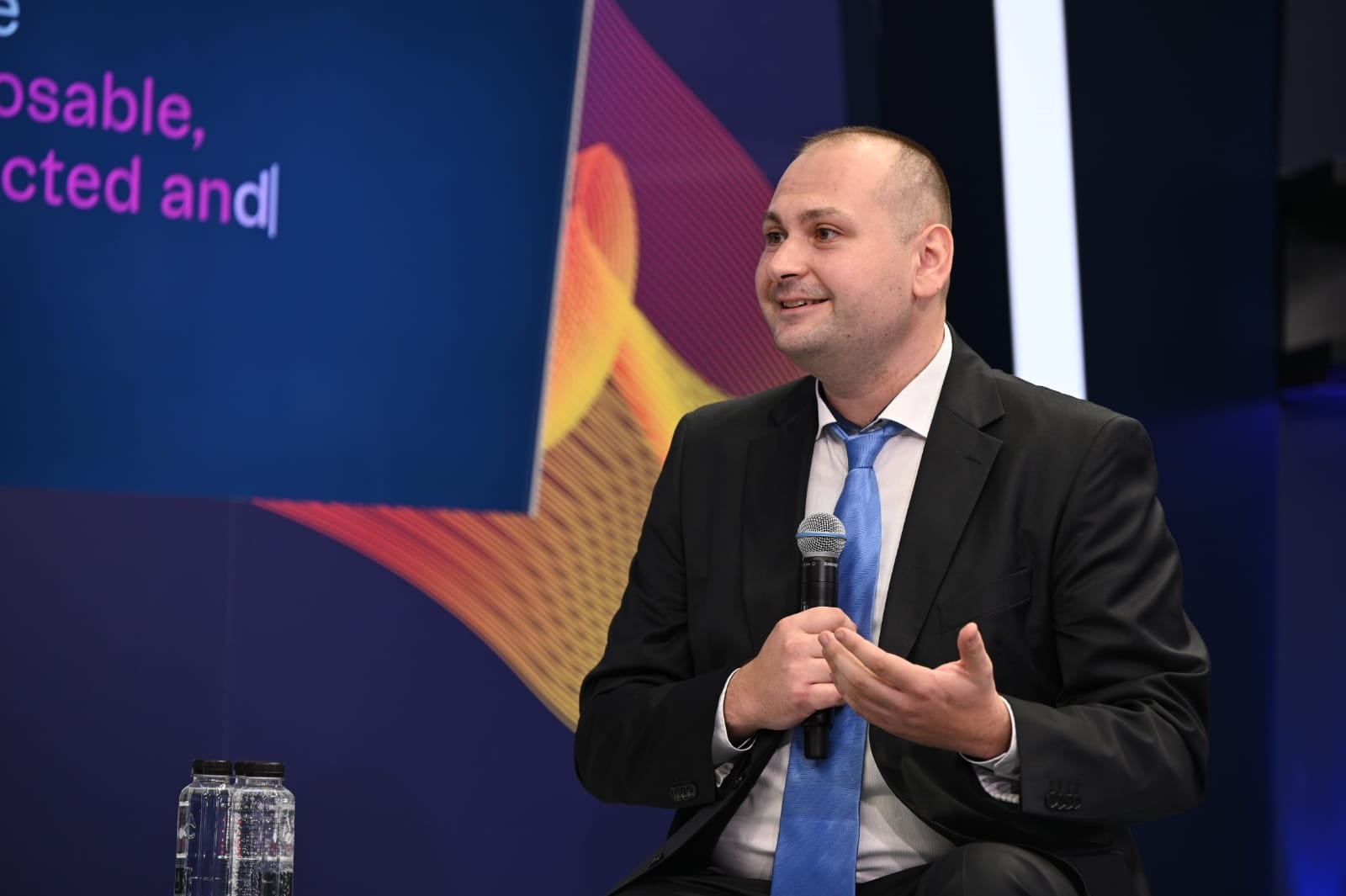 Retailerul ceh de echipamente sportive Sportisimo deschide un marketplace în România și organizează Black Friday de pe 11 noiembrie